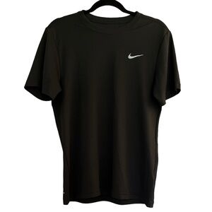 NIKE dri-fit t-shirt
